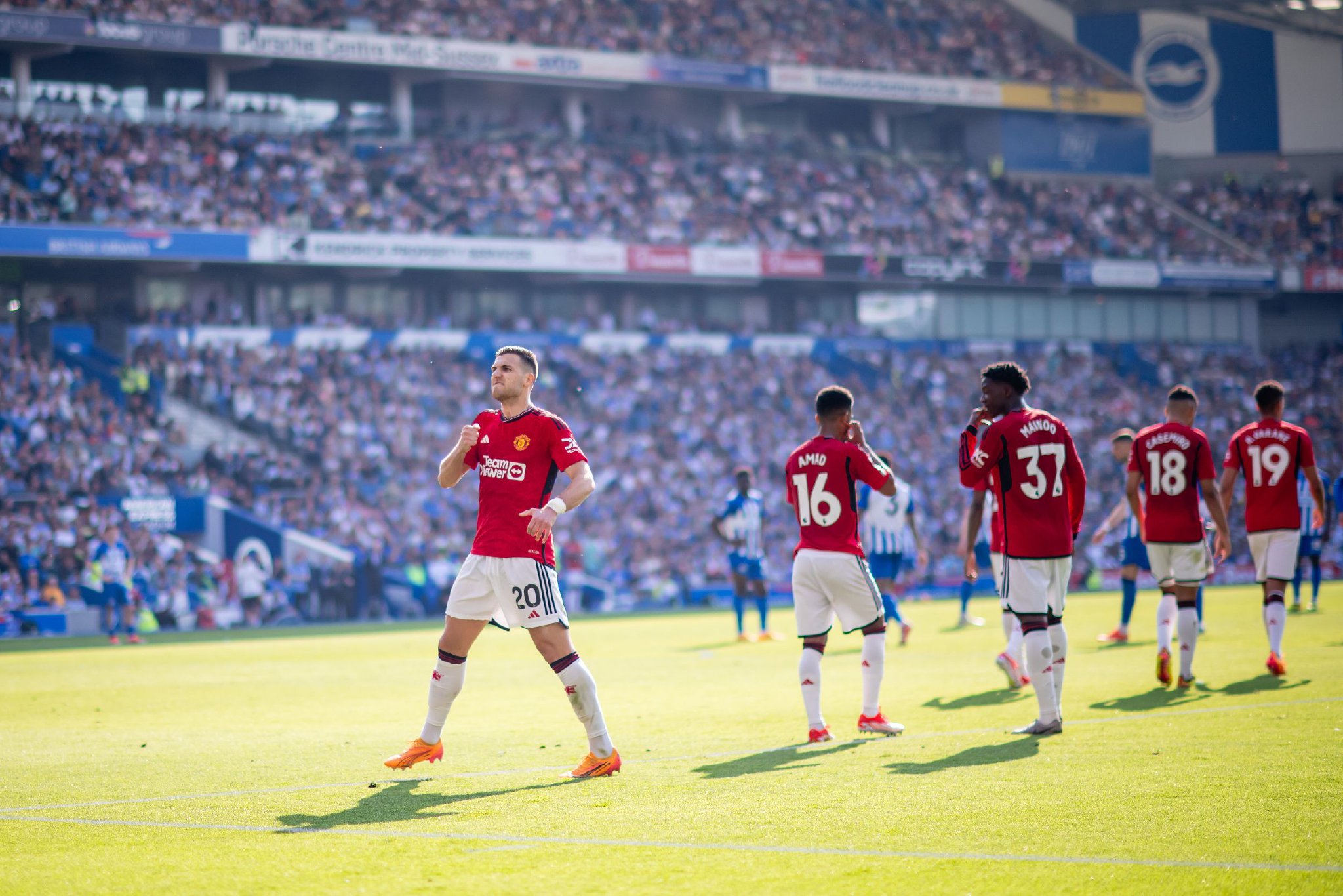 名更靠前 名更靠前