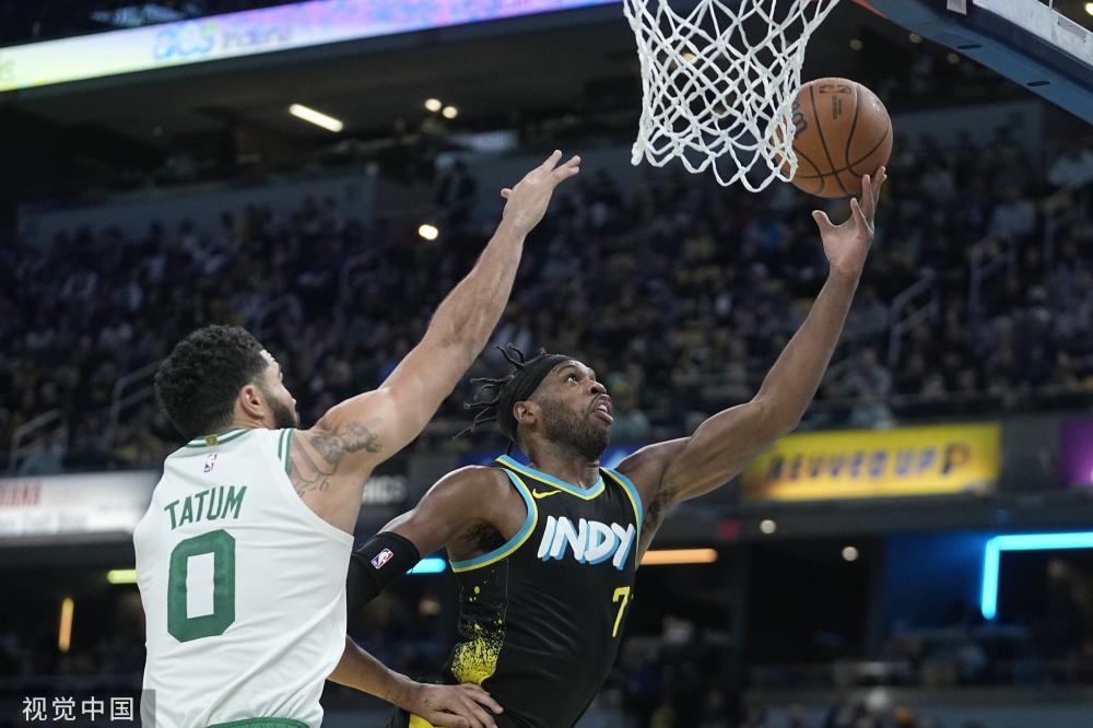 锣密鼓地进 锣密鼓地进