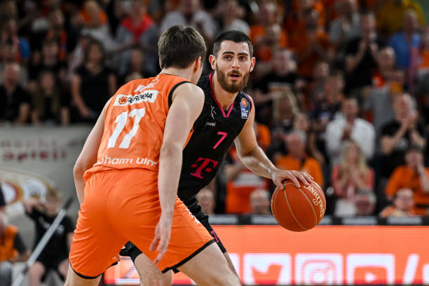 的防守动作 的防守动作