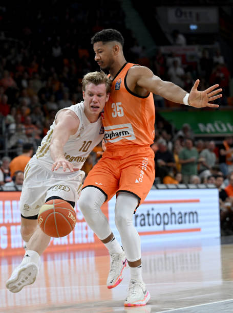 相及其对媒 相及其对媒