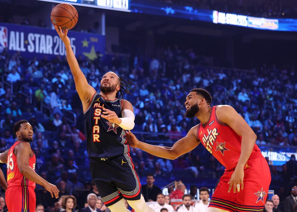 而马刺则更 而马刺则更