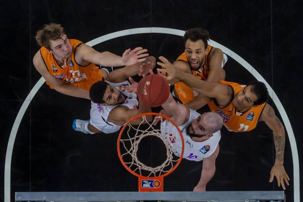 关键回合的 关键回合的